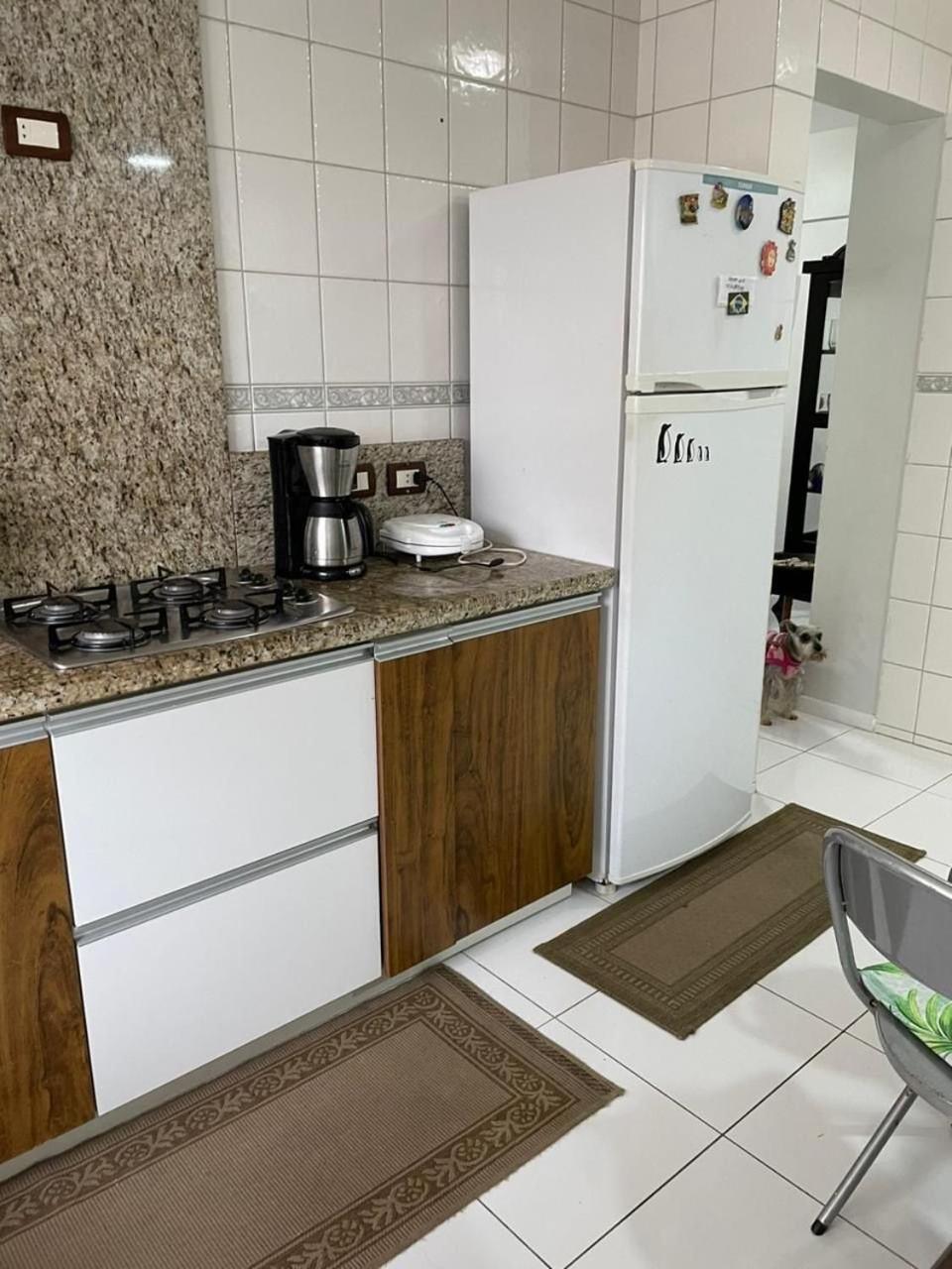 Frente Mar, Churrasqueira, 03 Dorm. * Balneario Camboriu