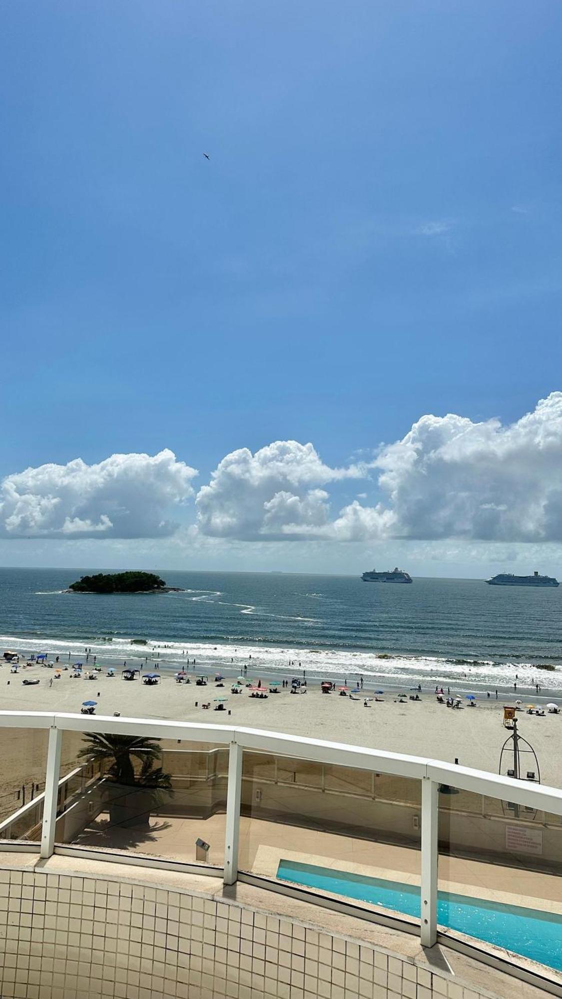 Frente Mar, Churrasqueira, 03 Dorm. Apartamento Balneario Camboriu