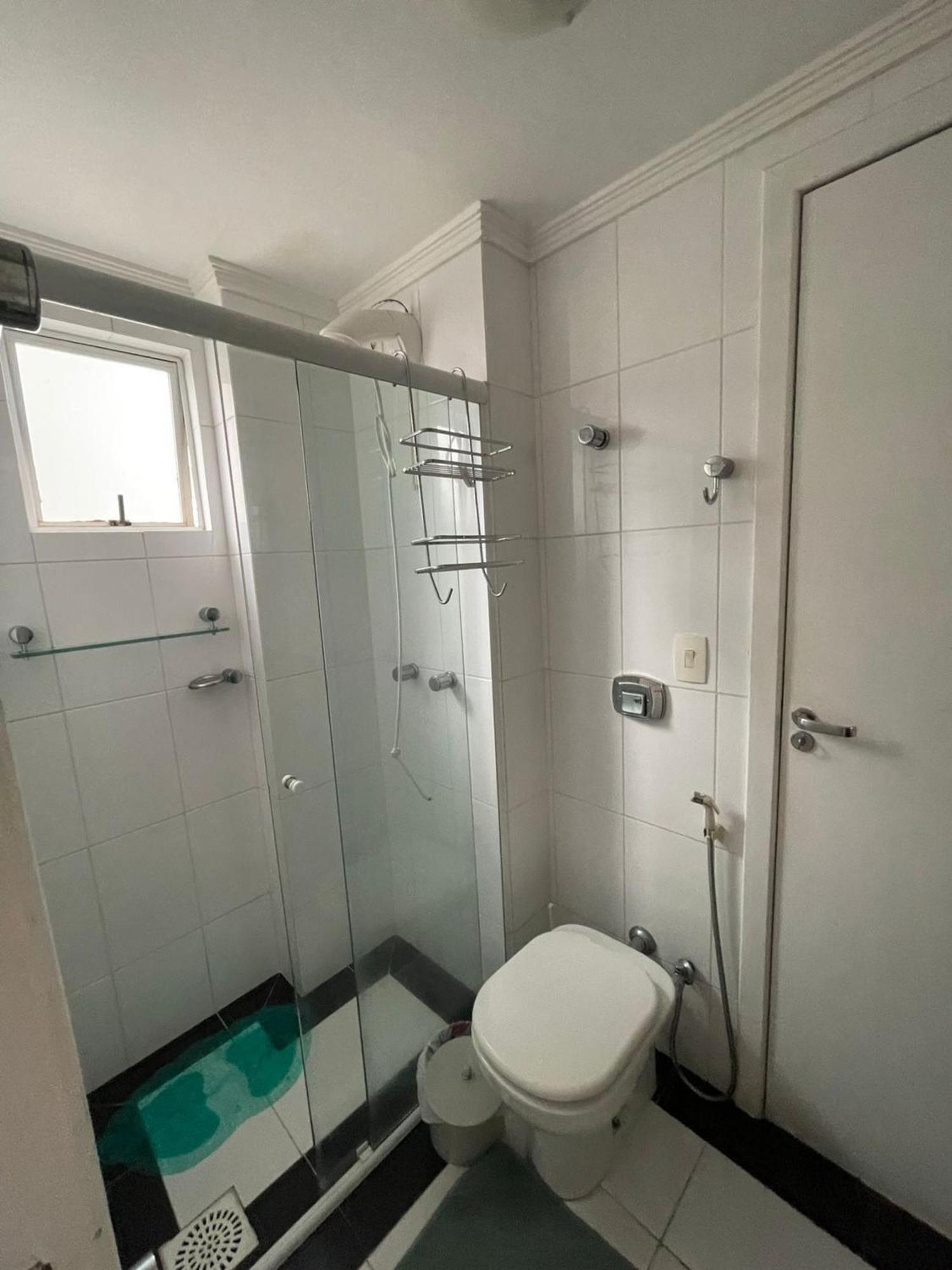 Apartamento Frente Mar, Churrasqueira, 03 Dorm. *