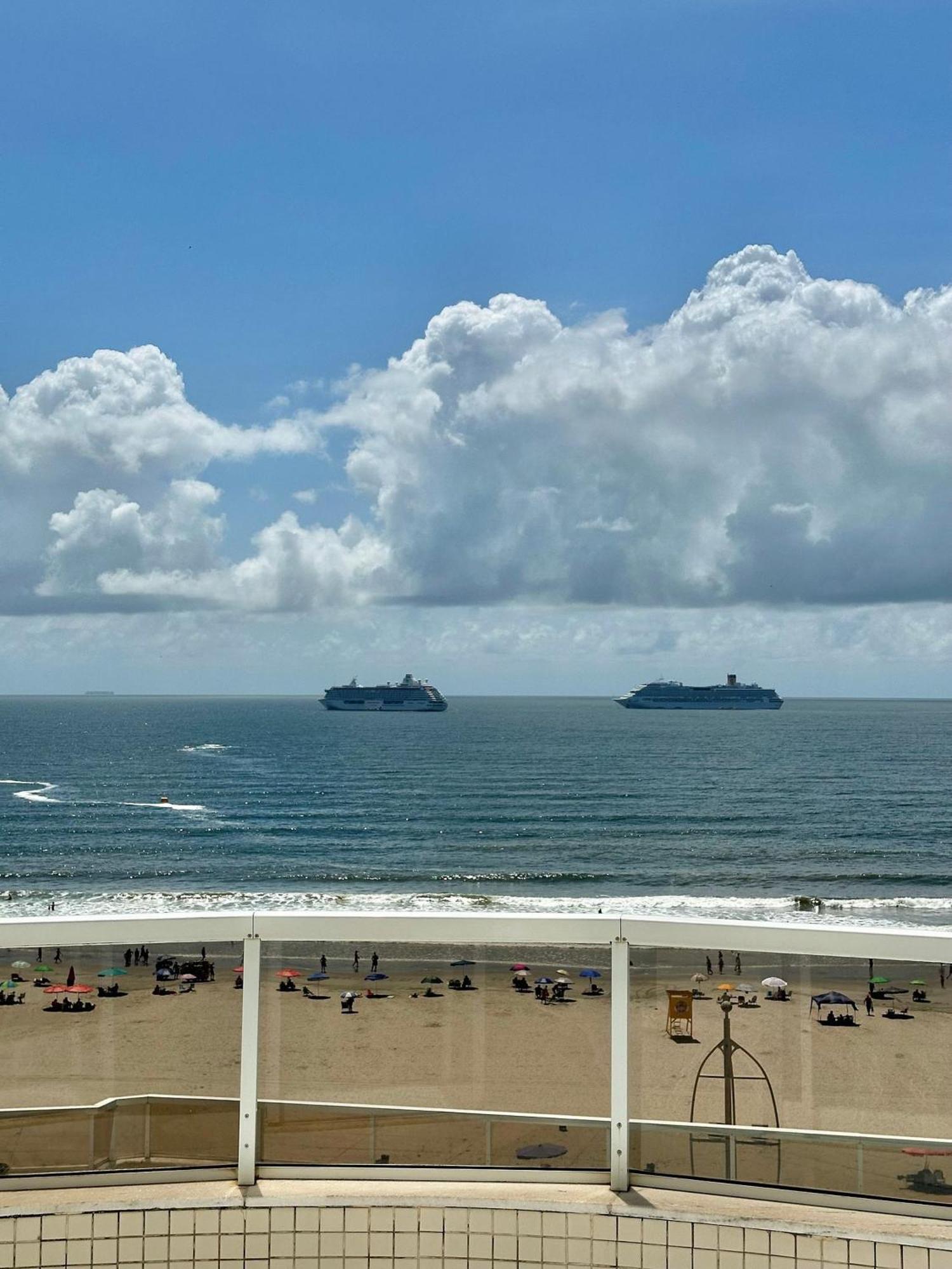 Apartamento Frente Mar, Churrasqueira, 03 Dorm. Balneario Camboriu